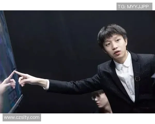 赛后复盘EDG与V5对决中的战术意识与团队配合分析